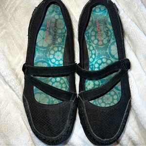 Skechers Maryjane slip on black shoes - size 9.5